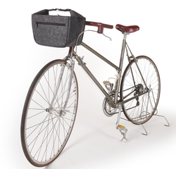 Filzlunchbag Softbasket am Fahrrad von Pauger Werbeartikel